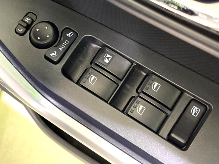 2021 Daihatsu Rocky 5AA-A202S (UW-69f80cce5dbe2)[29]