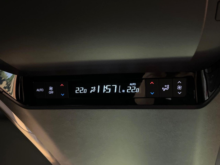 2023 Toyota Vellfire Hybrid 6AA-AAHH40W (UW-69f80cd04f305)[16]