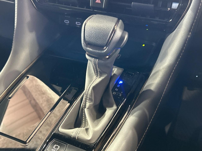 2024 Toyota Alphard Hybrid 6AA-AAHH40W (UW-69f80cd07a822)[20]
