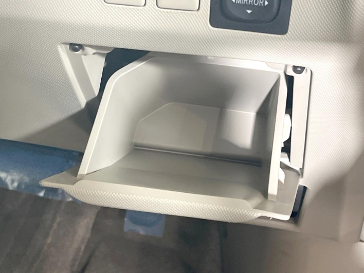 2009 Toyota Estima DBA-ACR50W (UW-69f80cd3b5b02)[18]