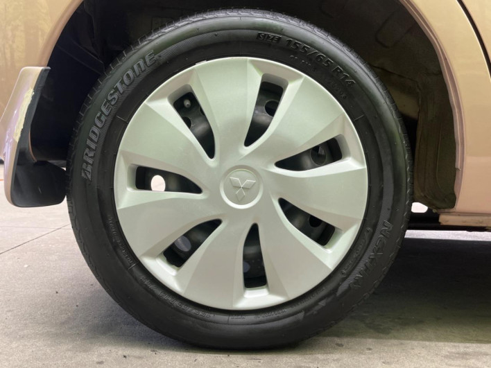 2014 Mitsubishi eK Space DBA-B11A (UW-69f80cec4fa9d)[25]