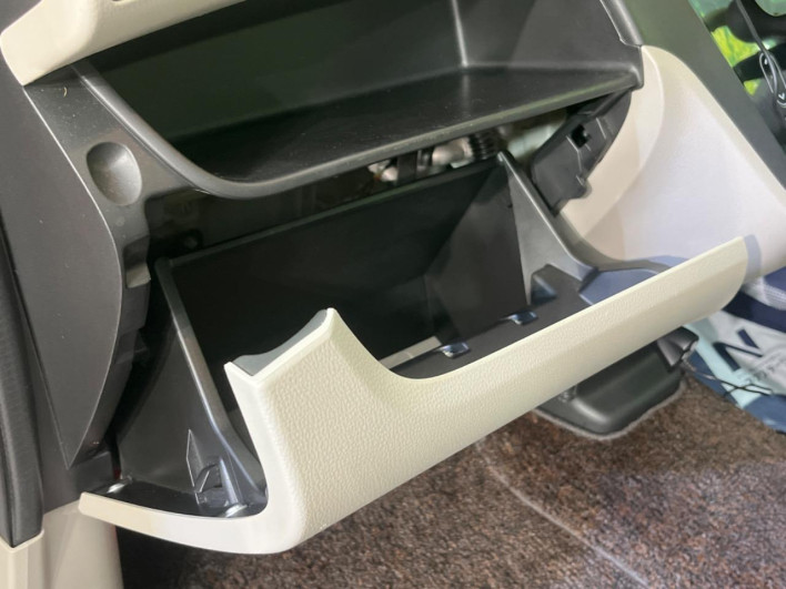 2014 Mitsubishi eK Space DBA-B11A (UW-69f80cec4fa9d)[20]