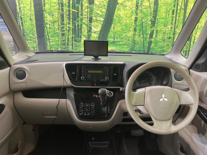 2014 Mitsubishi eK Space DBA-B11A (UW-69f80cec4fa9d)[27]