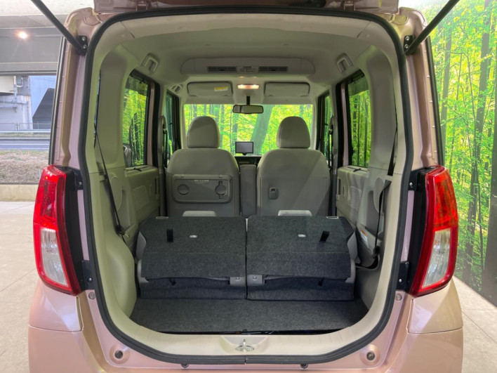 2014 Mitsubishi eK Space DBA-B11A (UW-69f80cec4fa9d)[13]