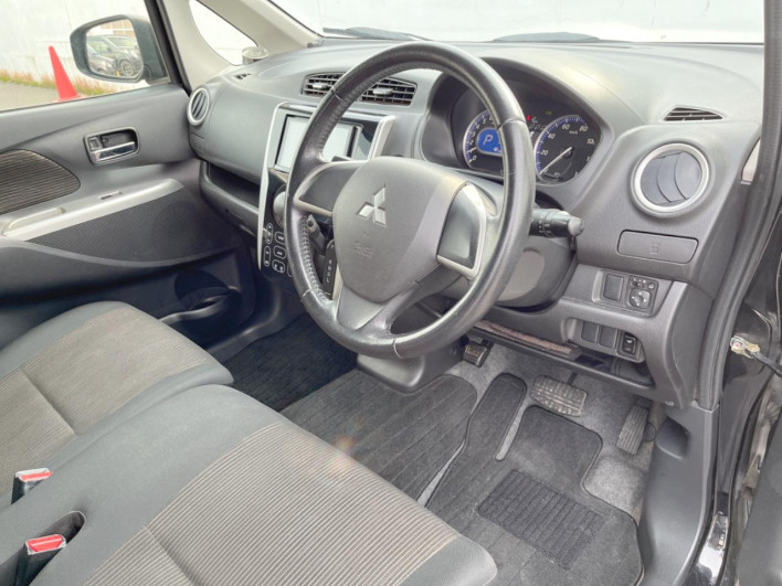 2014 Mitsubishi ek Custom DBA-B11W (UW-69f80ced3474b)[18]