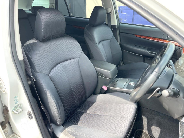 2010 Subaru Legacy Touring Wagon DBA-BR9 (UW-69f80d00cdc76)[4]