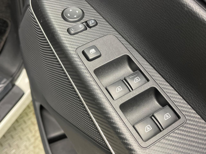 2020 Mitsubishi Delica D:5 3DA-CV1W (UW-69f80d03067fd)[23]
