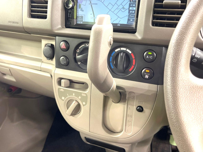 2013 Suzuki Every Wayout EBD-DA64V (UW-69f80d05a040a)[27]
