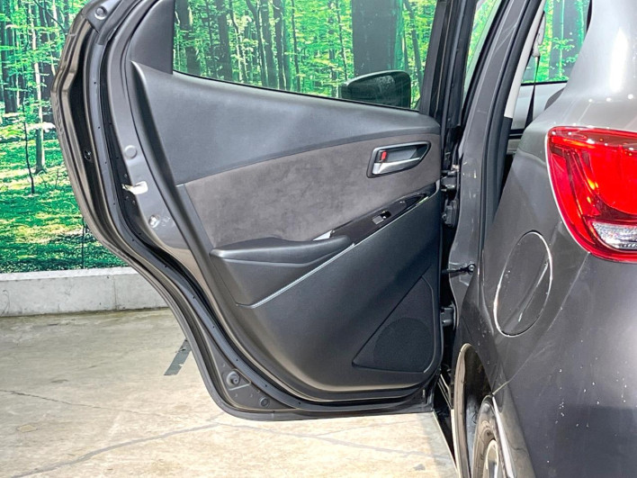 2019 Mazda Demio 6BA-DJLFS (UW-69f80d08573d1)[8]