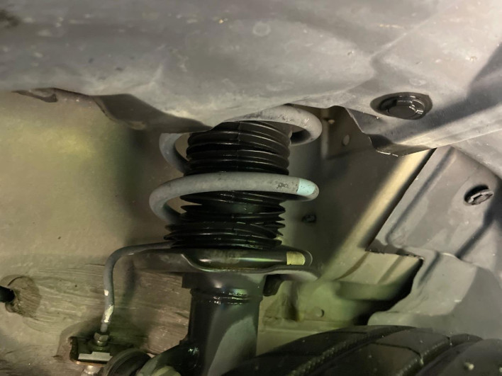 2013 Nissan Note DBA-E12 (UW-69f80d0bac3c9)[29]