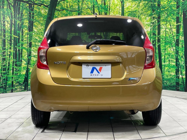 2013 Nissan Note DBA-E12 (UW-69f80d0bac3c9)[23]