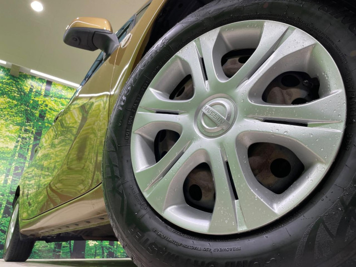 2013 Nissan Note DBA-E12 (UW-69f80d0bac3c9)[27]