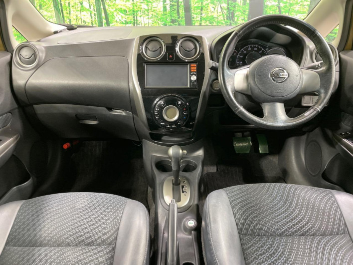 2013 Nissan Note DBA-E12 (UW-69f80d0bac3c9)[19]