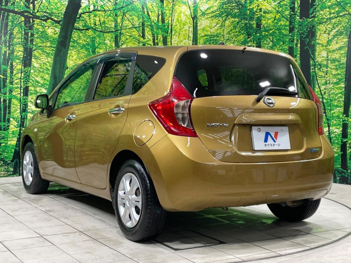 2013 Nissan Note DBA-E12 (UW-69f80d0bac3c9)[24]