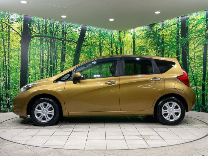 2013 Nissan Note DBA-E12 (UW-69f80d0bac3c9)[25]