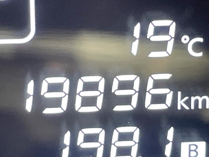 2014 Nissan Note DBA-E12 (UW-69f80d0bc1c01)[2]