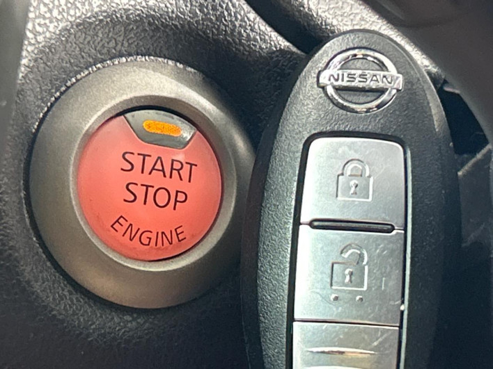 2016 Nissan Note DBA-E12 (UW-69f80d0c50dcb)[28]