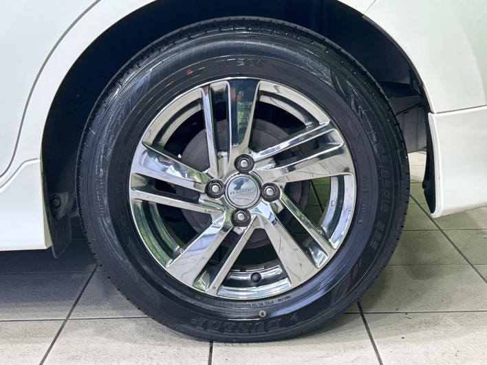 2016 Nissan Note DBA-E12 (UW-69f80d0c50dcb)[9]