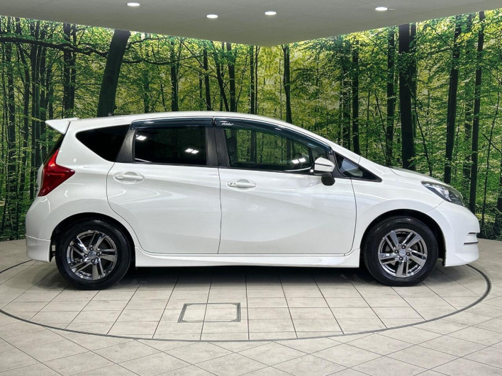 2016 Nissan Note DBA-E12 (UW-69f80d0c50dcb)[19]