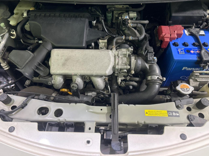 2016 Nissan Note DBA-E12 (UW-69f80d0c50dcb)[7]
