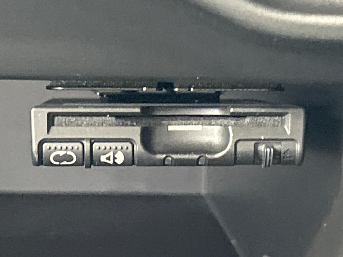 2016 Nissan Note DBA-E12 (UW-69f80d0c50dcb)[5]