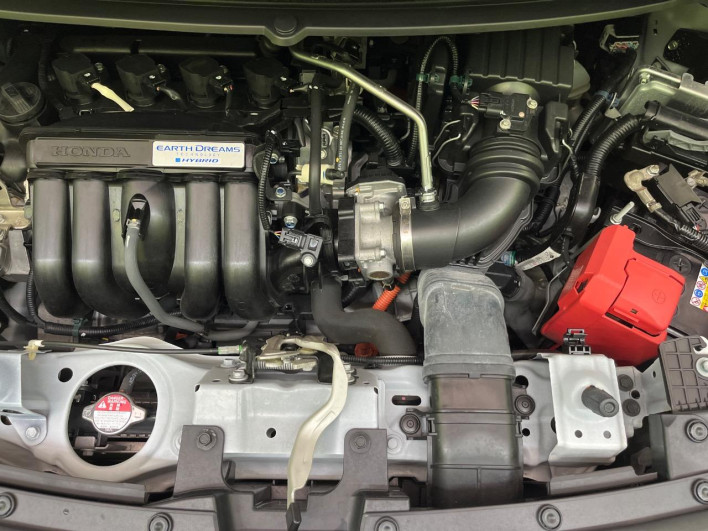2020 Honda Freed hybrid 6AA-GB7 (UW-69f80d169005e)[4]