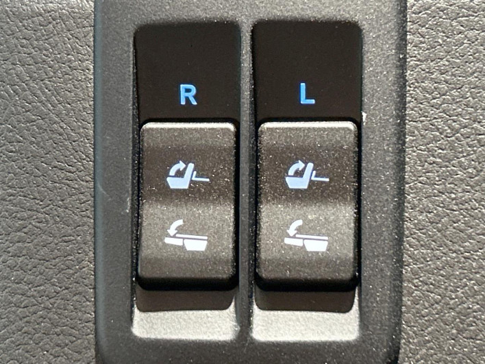 2023 Toyota Land Cruiser Prado 3DA-GDJ150W (UW-69f80d191428d)[25]