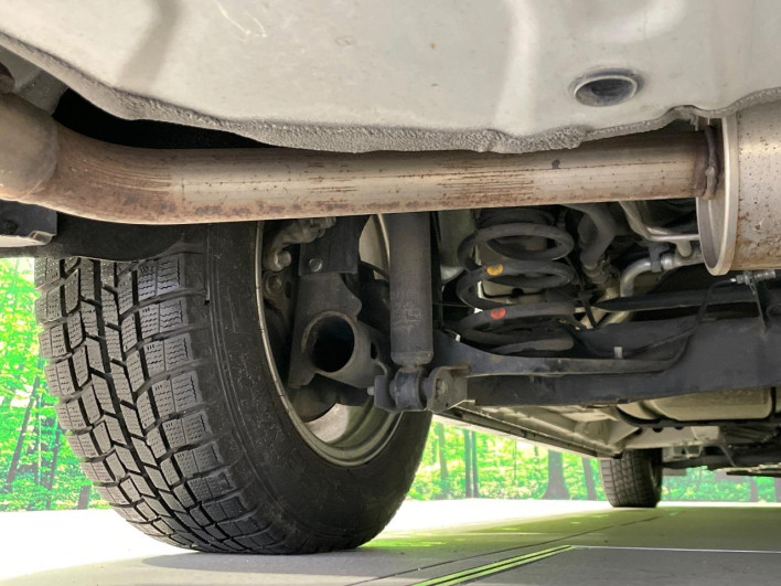 2016 Nissan Serena DAA-GFC27 (UW-69f80d1ba3ffc)[17]