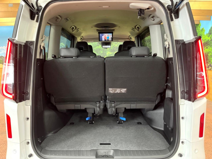 2023 Nissan Serena 6AA-GFC28 (UW-69f80d1e9721b)[10]
