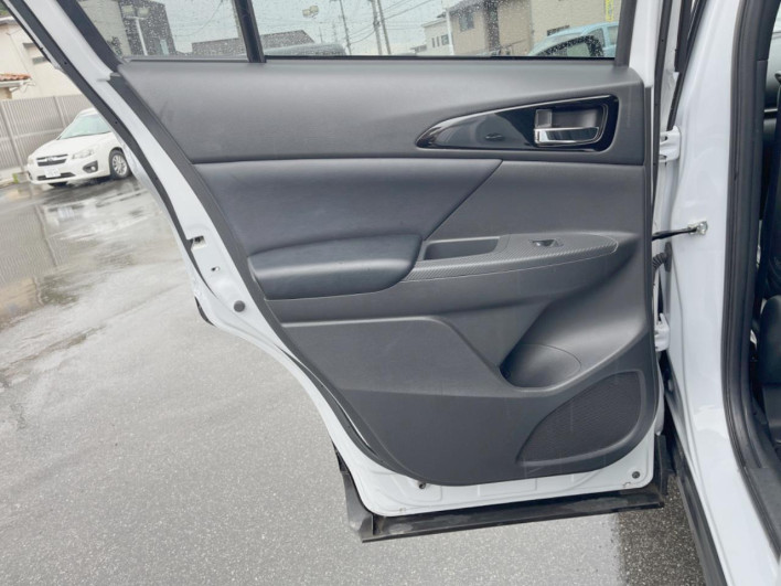 2024 Mitsubishi Eclipse Cross 5BA-GK1W (UW-69f80d220c75a)[28]