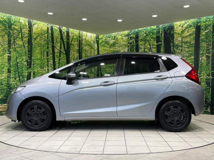 2015 Honda Fit DBA-GK3 (UW-69f80d22e415f)[6]