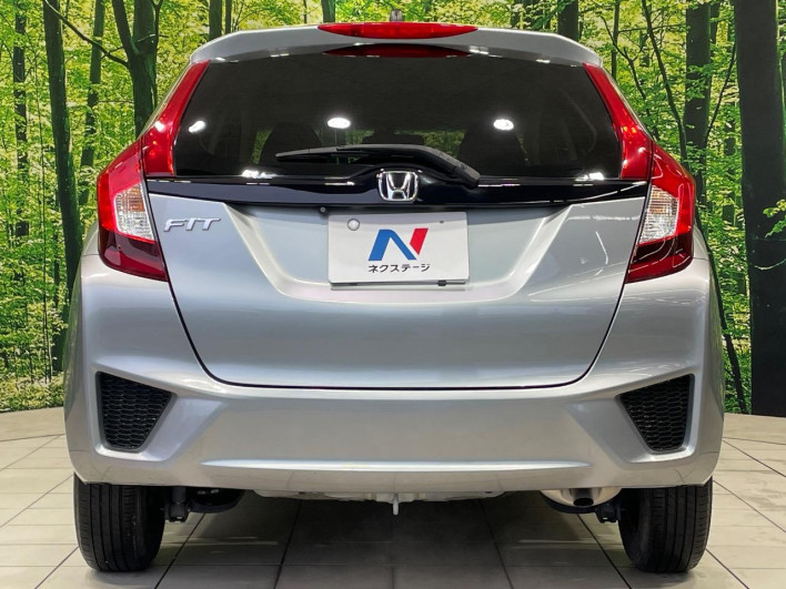2015 Honda Fit DBA-GK3 (UW-69f80d22e415f)[8]