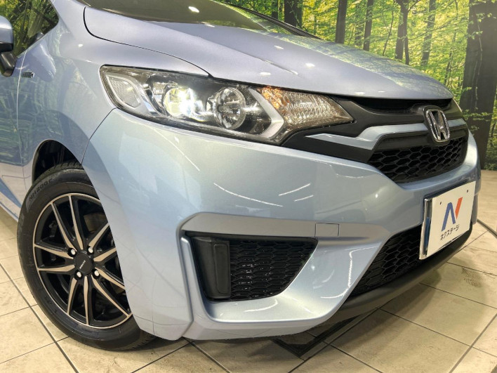 2015 Honda Fit Hybrid DAA-GP5 (UW-69f80d245069b)[21]