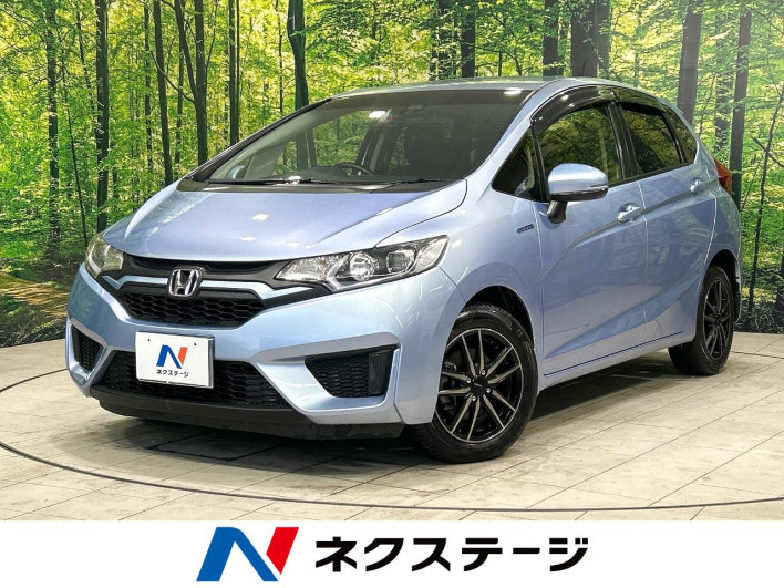 2015 Honda Fit Hybrid DAA-GP5 (UW-69f80d245069b)[3]