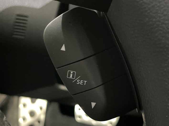 2013 Subaru XV DBA-GP7 (UW-69f80d24e3b5b)[28]