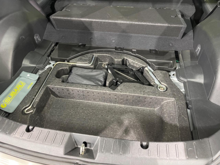 2015 Subaru Impreza Sport DBA-GP7 (UW-69f80d2522b4e)[12]