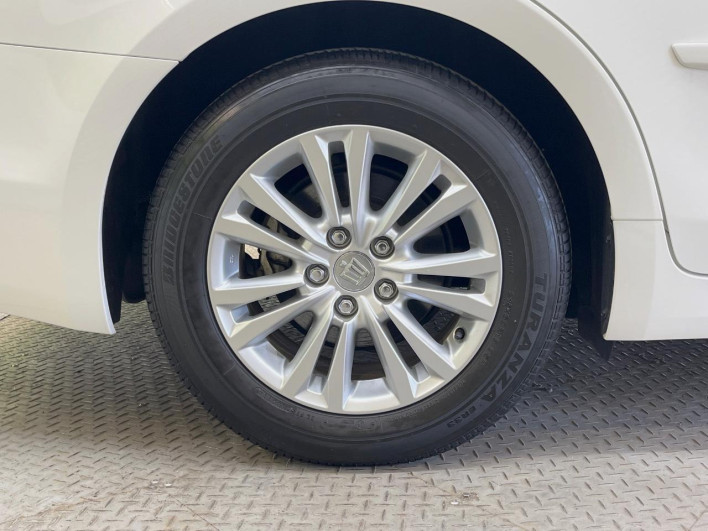 2014 Toyota Crown DBA-GRS210 (UW-69f80d274ec5a)[12]