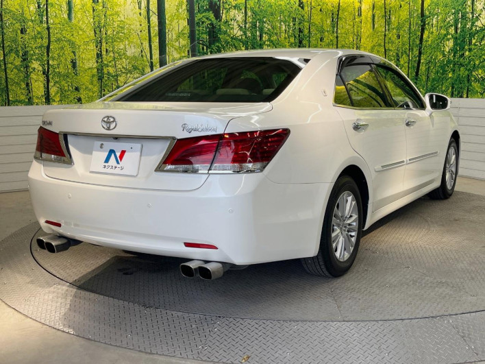 2014 Toyota Crown DBA-GRS210 (UW-69f80d274ec5a)[20]