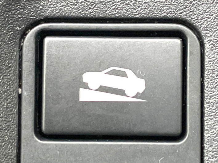 2017 Subaru XV DBA-GT7 (UW-69f80d2ab5f61)[17]