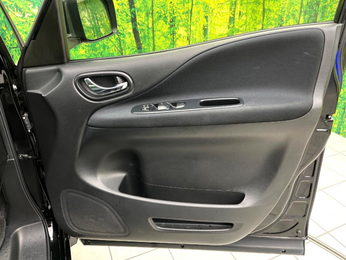 2014 Nissan Serena DAA-HFC26 (UW-69f80d32def84)[7]