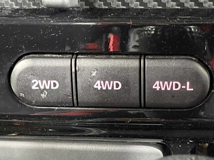 2012 Suzuki Jimny ABA-JB23W (UW-69f80d3916811)[16]