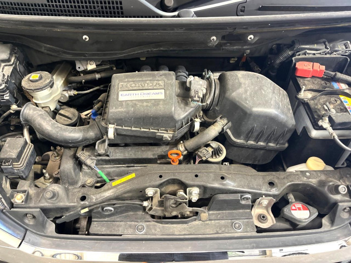 2014 Honda N-BOX CUSTOM DBA-JF1 (UW-69f80d3f000db)[4]