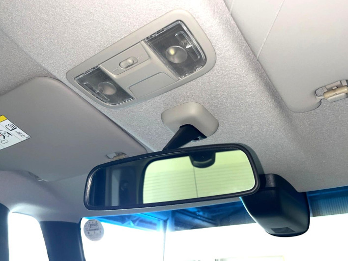 2014 Honda N-BOX CUSTOM DBA-JF1 (UW-69f80d3f000db)[18]