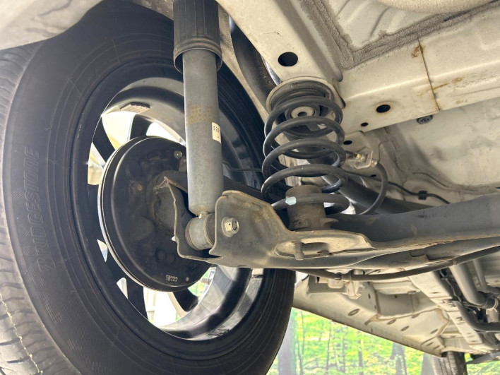 2016 Honda N-BOX DBA-JF1 (UW-69f80d412a58e)[16]