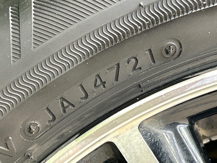 2016 Honda N-BOX DBA-JF1 (UW-69f80d412a58e)[27]