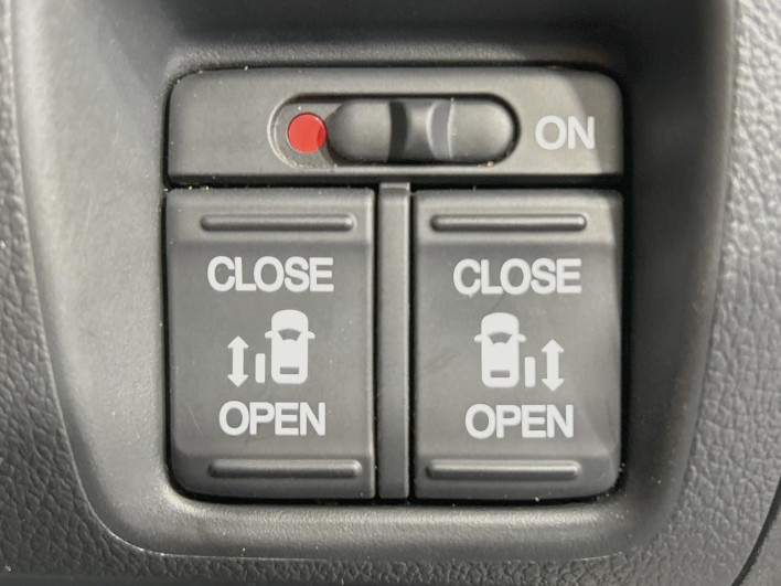 2015 Honda N-BOX DBA-JF1 (UW-69f80d4144834)[23]