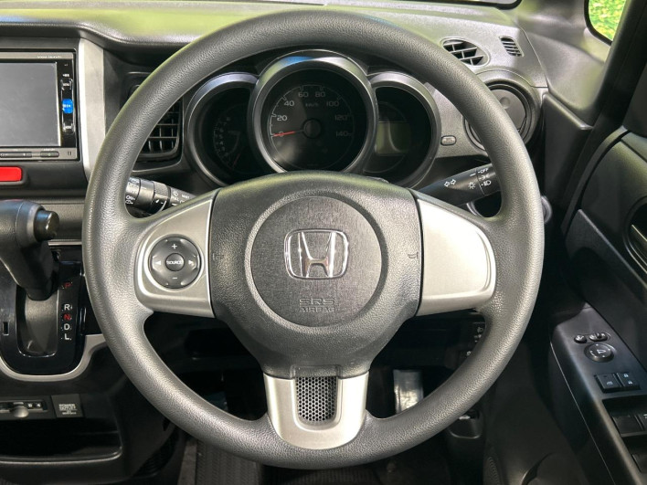 2016 Honda N-BOX DBA-JF1 (UW-69f80d42b2410)[28]