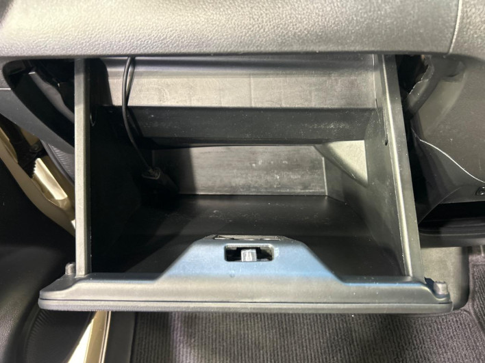 2016 Honda N-BOX DBA-JF1 (UW-69f80d42b2410)[4]