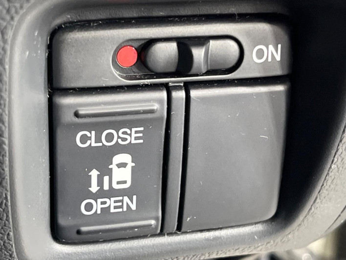 2016 Honda N-BOX DBA-JF1 (UW-69f80d42eccfa)[28]