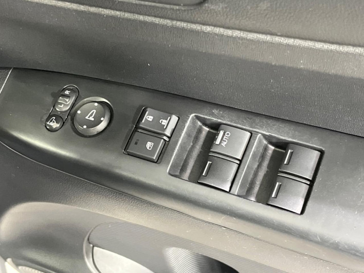 2016 Honda N-BOX DBA-JF1 (UW-69f80d42eccfa)[5]